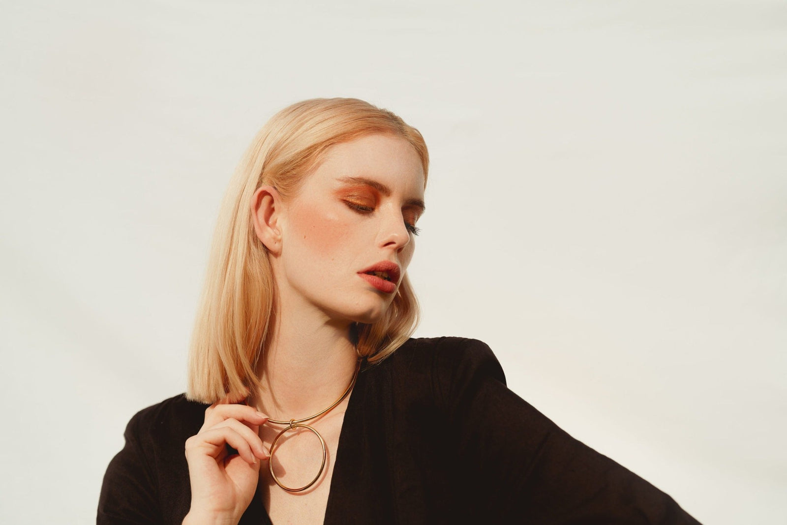 Elevate Your Fashion Game: How Sterling Silver Jewelry Transforms Your Look