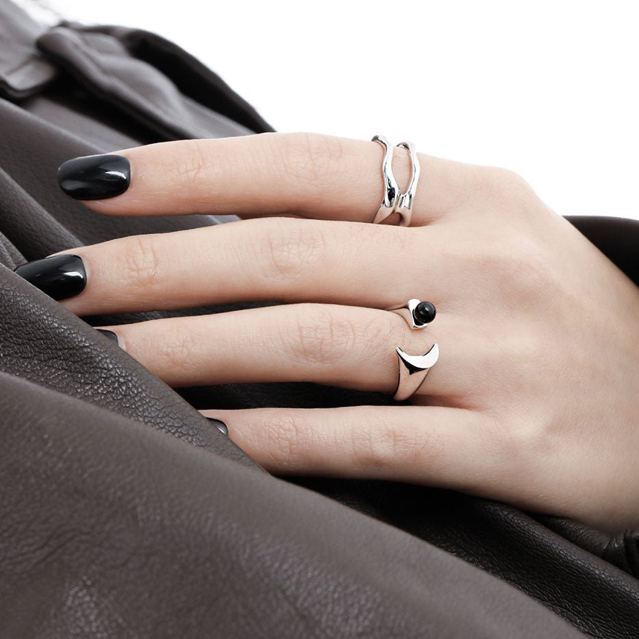 Graduation Round Black Agate Crescent Moon 925 Sterling Silver Adjustable Ring - JEWELLY