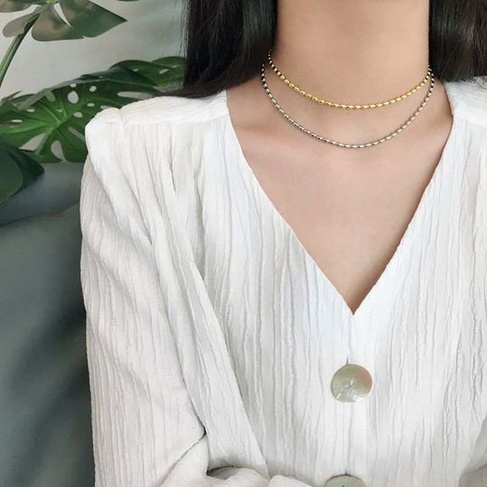 New Oval Beads 925 Sterling Silver Choker NecklaceChain Width: 3mm
Metal Material: Solid 925 Sterling Silver
Metal Electroplating: 18K Yellow Gold/Rhodium
Chain Length: 330mm + 50mm Adjustable
Total Weight: 9.62JEWELLYJEWELLYOval Beads 925 Sterling Silver Choker Necklace