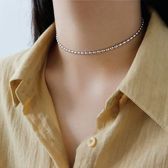 New Oval Beads 925 Sterling Silver Choker NecklaceChain Width: 3mm
Metal Material: Solid 925 Sterling Silver
Metal Electroplating: 18K Yellow Gold/Rhodium
Chain Length: 330mm + 50mm Adjustable
Total Weight: 9.62JEWELLYJEWELLYOval Beads 925 Sterling Silver Choker Necklace