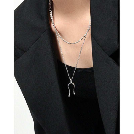 Simple Letter U Shape 925 Sterling Silver NecklacePendant Size: 28mm * 17mm 
Metal Material: Solid 925 Sterling Silver
Accent Stone: AAA Cubic Zirconia
Metal Electroplating: Rhodium
Chain Length: 510mm/565mm AdjustaJEWELLYJEWELLYShape 925 Sterling Silver Necklace