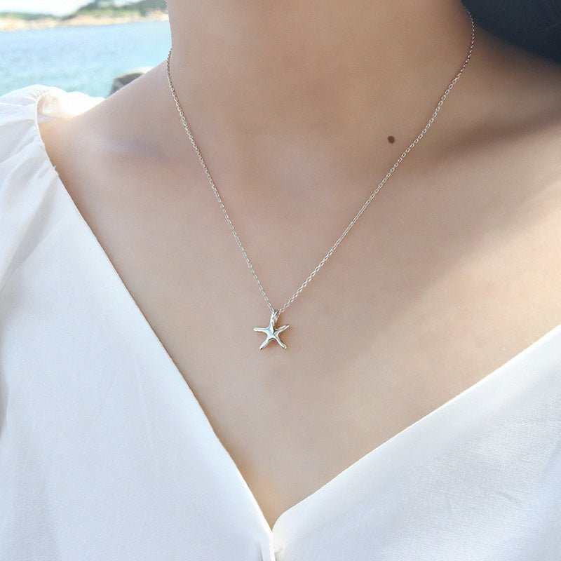 Simple Starfish Five Stars 925 Sterling Silver NecklacePendant Size: 14mm
Chain Width: 1.2mm 
Metal Material: Solid 925 Sterling Silver
Metal Electroplating: Rhodium/18K Yellow Gold
Chain Length: 405mm + 55mm AdjustaJEWELLYJEWELLYStars 925 Sterling Silver Necklace