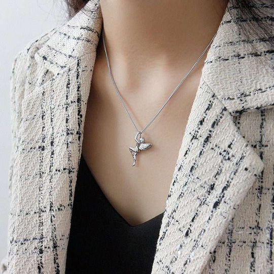 Women Guardian Angel 925 Sterling Silver NecklacePendant Size: 28mm * 14mm 
Metal Material: Solid 925 Sterling Silver
Metal Electroplating: Rhodium
Chain Length: 400mm + 40mm Adjustable
Total Weight: 5.96gJEWELLYJEWELLYWomen Guardian Angel 925 Sterling Silver Necklace