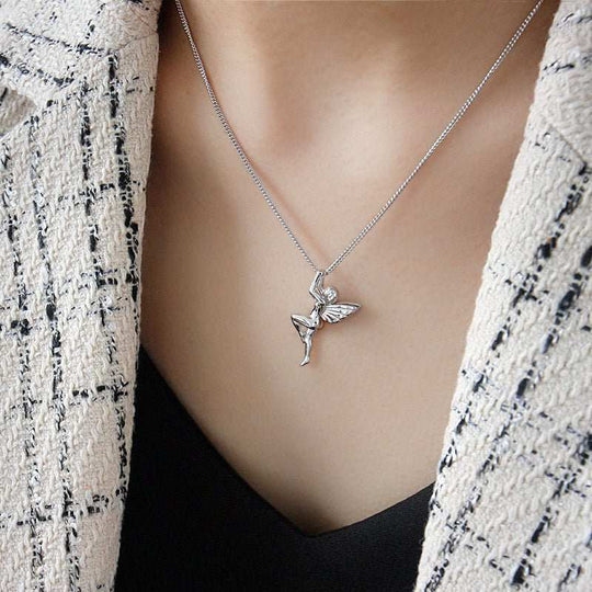 Women Guardian Angel 925 Sterling Silver NecklacePendant Size: 28mm * 14mm 
Metal Material: Solid 925 Sterling Silver
Metal Electroplating: Rhodium
Chain Length: 400mm + 40mm Adjustable
Total Weight: 5.96gJEWELLYJEWELLYWomen Guardian Angel 925 Sterling Silver Necklace